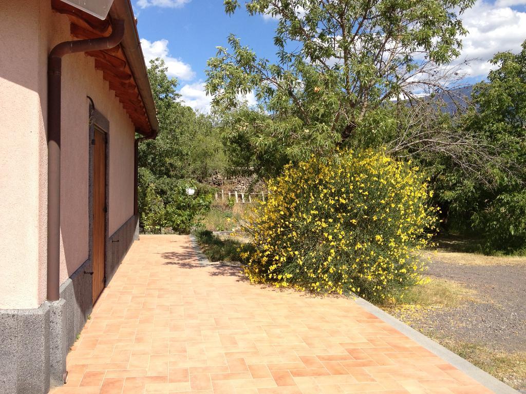 Mount Etna Chalet Maletto Exterior foto